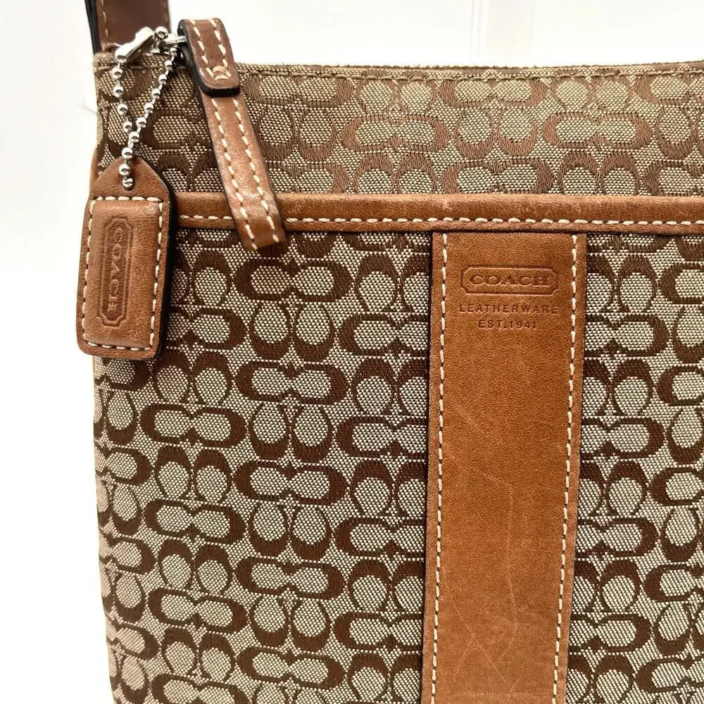 COACH Vintage Signature Micro C Swingback, Brown